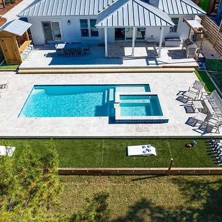 Half Mi To Beach 30A Retreat With Heated Pool And Spa!